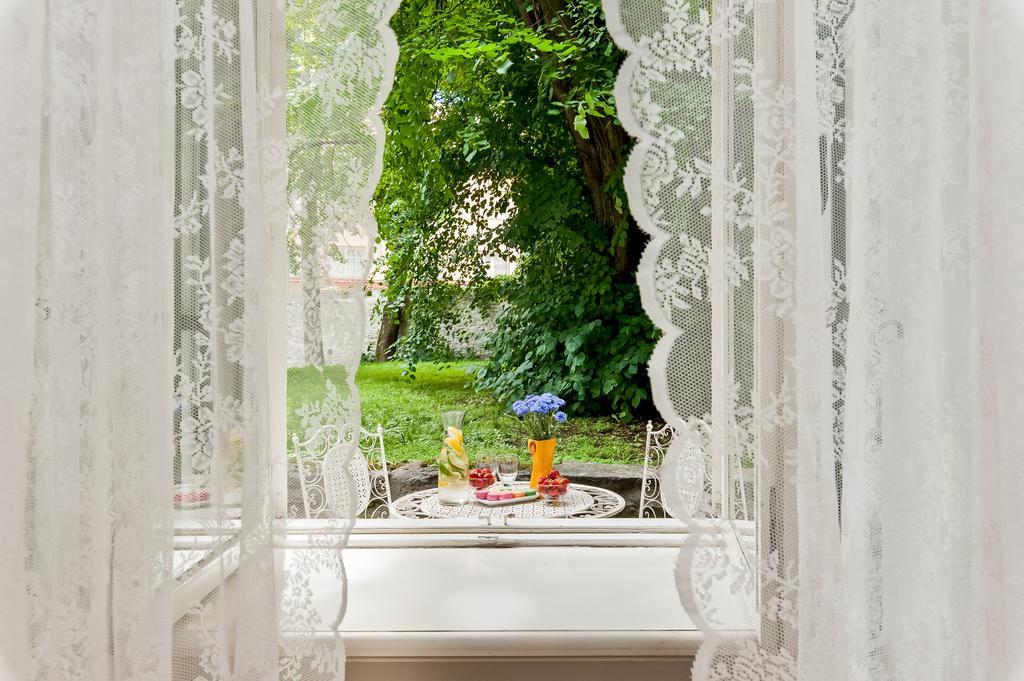 Old Town Central Apartment تالين المظهر الخارجي الصورة