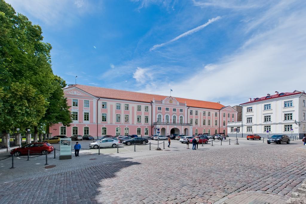 Old Town Central Apartment تالين المظهر الخارجي الصورة